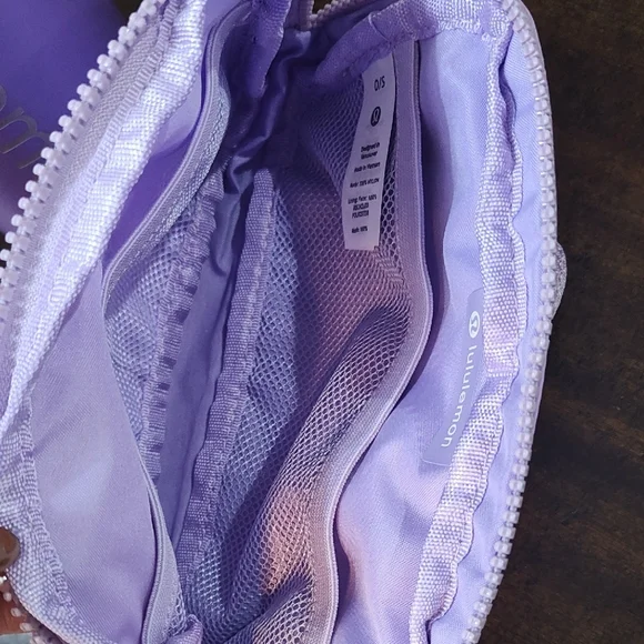 Lululemon Lavender Water Bottle & Pouch Set - Picture 5 of 8